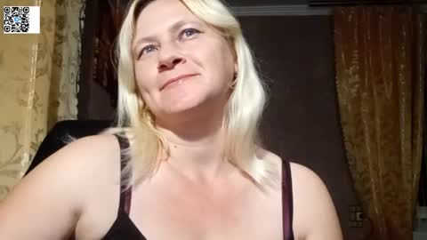 Snapshot of starvibe1010 chatting on 13, 6, 2026 Helen online show from 13, 6, 2026