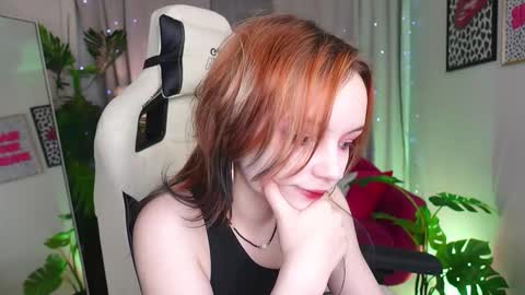 Snapshot of staymonica chatting on 26, 10, 2025 MONICA online show from 26, 10, 2025