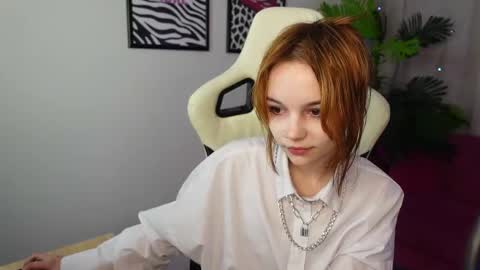 Snapshot of staymonica chatting on 12, 1, 2026 MONICA online show from 12, 1, 2026