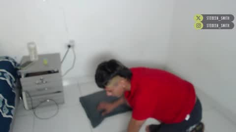 Snapshot of stebeen_smith chatting on 18, 12, 2024 stebeen smith online show from 18, 12, 2024