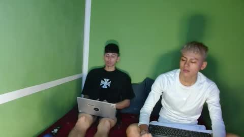 Snapshot of stebeen_smith chatting on 5, 12, 2025 stebeen smith online show from 5, 12, 2025