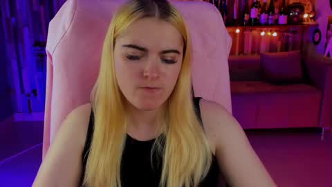 stef_nicks online show from 10, 9, 2025