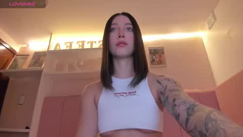 Snapshot of stefaagomez chatting on 1, 11, 2025 Stefa Gomez online show from 1, 11, 2025