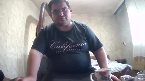 Snapshot of stefan90pt chatting on 3, 11, 2025 Stefan online show from 3, 11, 2025
