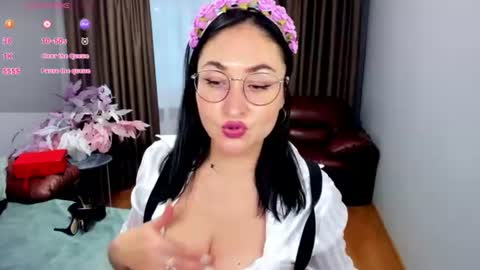 Snapshot of stefanawinter chatting on 1, 8, 2026 StefanaWinter online show from 1, 8, 2026