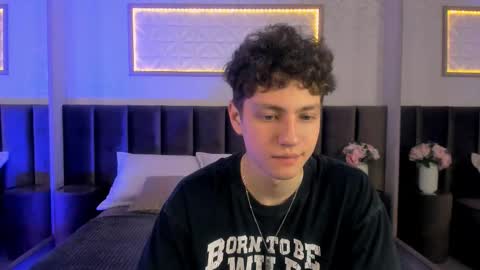 Esrefan online show from 25, 2, 2026