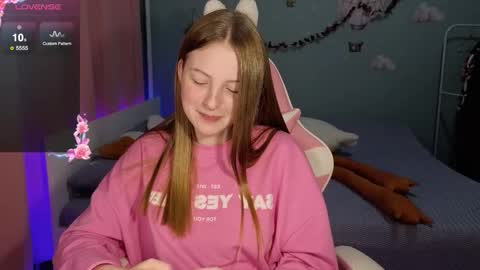 Snapshot of stefaniyaaa chatting on 26, 9, 2025 stefa online show from 26, 9, 2025