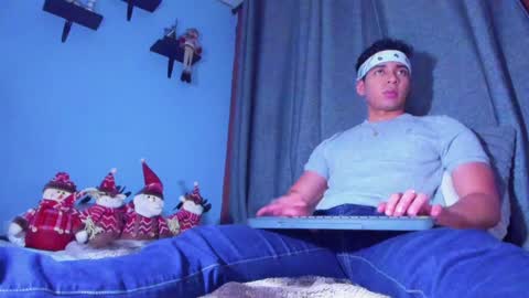 Stefann Salvatore online show from 3, 1, 2025