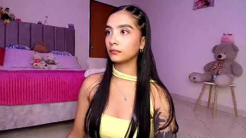 Im MiaIts my first day here  online show from 11, 3, 2026