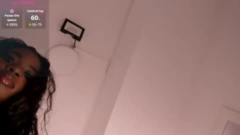 Snapshot of stefannyevans_ chatting on 4, 10, 2025 stefannyevans_ online show from 4, 10, 2025