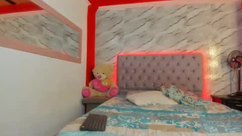 Snapshot of stefany_andruw chatting on 25, 11, 2025 stefany_andruw online show from 25, 11, 2025