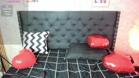 stefany_pablo1 online show from 13, 2, 2025