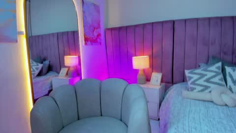 Snapshot of stefanybig chatting on 13, 4, 2026 STEFANY online show from 13, 4, 2026
