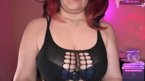 Snapshot of stefanyhotmilf chatting on 3, 3, 2025 stefany online show from 3, 3, 2025