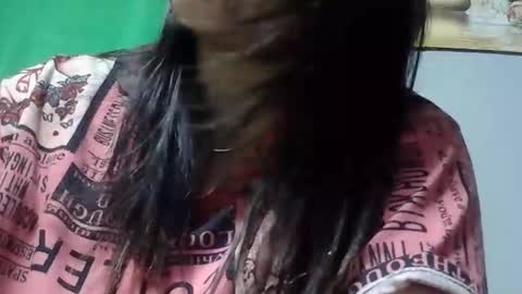 Snapshot of steffani_love chatting on 8, 10, 2025 steffani_love online show from 8, 10, 2025