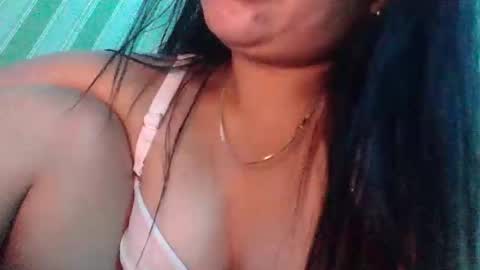 Snapshot of steffani_love chatting on 23, 10, 2025 steffani_love online show from 23, 10, 2025