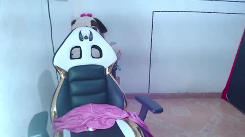 StefiAlizon online show from 21, 10, 2025