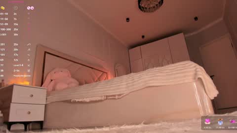 Stella online show from 6, 11, 2025