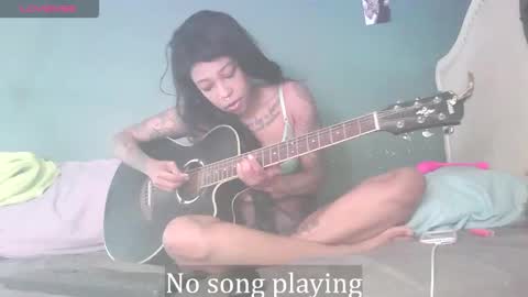 Stella Clitella online show from 3, 12, 2025