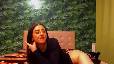 Stella John online show from 2, 12, 2025