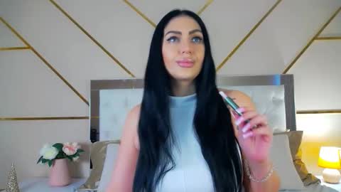 Stella Nelson online show from 5, 12, 2025