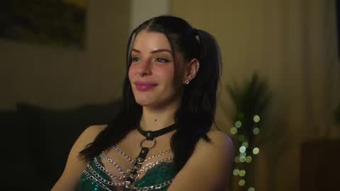 Stella online show from 17, 1, 2025