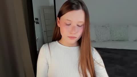 stella_sunny online show from 21, 12, 2024