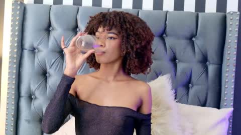 Snapshot of stellaciel_ chatting on 19, 11, 2025 S T E L L A online show from 19, 11, 2025