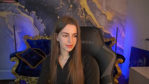 stellahoneywell online show from 24, 10, 2025