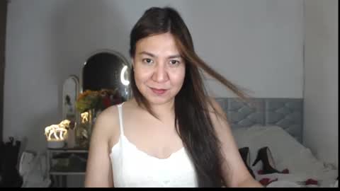 Snapshot of stellahugets chatting on 11, 10, 2025 Stella online show from 11, 10, 2025