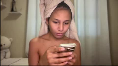 Snapshot of stellamckinley chatting on 18, 6, 2026 GODDESS STELLA online show from 18, 6, 2026