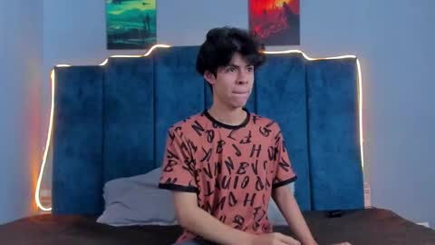 Snapshot of stellar_fox chatting on 17, 12, 2025 Ethan online show from 17, 12, 2025