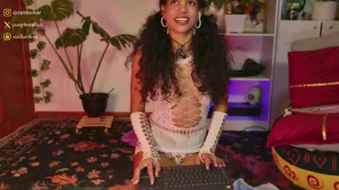 Snapshot of stellart_ chatting on 27, 11, 2025 stellart_ online show from 27, 11, 2025