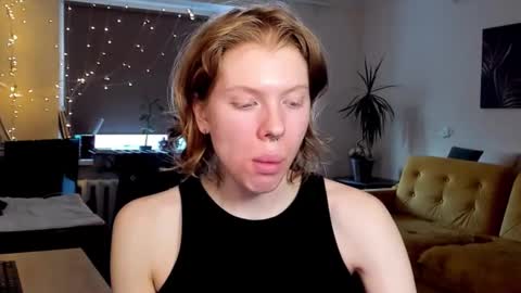 Snapshot of stellaswen chatting on 19, 2, 2025 S T E L L A online show from 19, 2, 2025