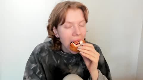 S T E L L A online show from 23, 2, 2026