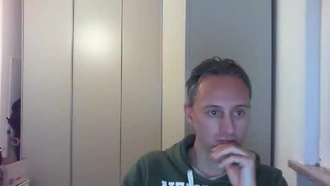 sten015 online show from 24, 11, 2025