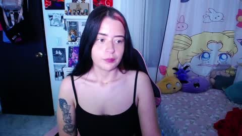 Snapshot of stephani_rousso chatting on 13, 2, 2025 joha cosmo online show from 13, 2, 2025