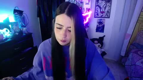 Snapshot of stephani_rousso chatting on 24, 9, 2025 joha cosmo online show from 24, 9, 2025