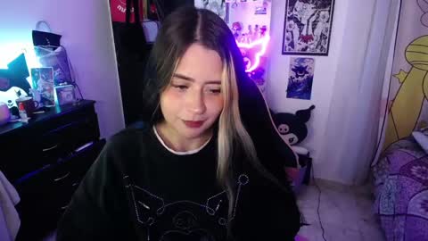 Snapshot of stephani_rousso chatting on 9, 10, 2025 joha cosmo online show from 9, 10, 2025