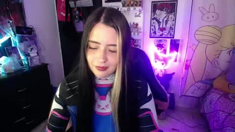 Snapshot of stephani_rousso chatting on 14, 10, 2025 joha cosmo online show from 14, 10, 2025