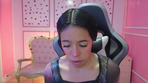 Stephania online show from 19, 9, 2025