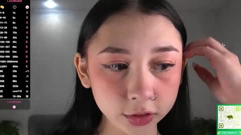 Snapshot of stephaniesally chatting on 27, 11, 2025 Sonya online show from 27, 11, 2025