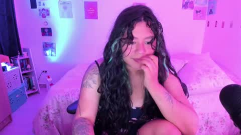 Snapshot of stephanifox chatting on 23, 12, 2024 Stephanie online show from 23, 12, 2024