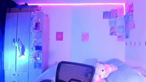 Snapshot of stephanifox chatting on 18, 2, 2025 Stephanie online show from 18, 2, 2025