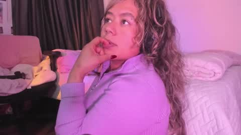 Snapshot of stephanifox chatting on 9, 9, 2025 Stephanie online show from 9, 9, 2025