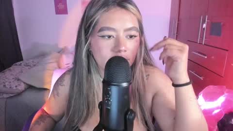 Snapshot of stephanifox chatting on 20, 9, 2025 Stephanie online show from 20, 9, 2025