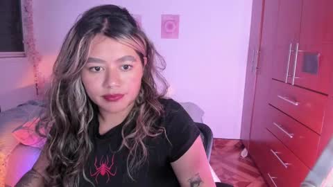 Snapshot of stephanifox chatting on 4, 10, 2025 Stephanie online show from 4, 10, 2025