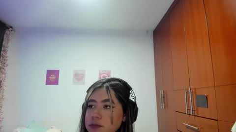 Snapshot of stephanifox chatting on 20, 10, 2025 Stephanie online show from 20, 10, 2025