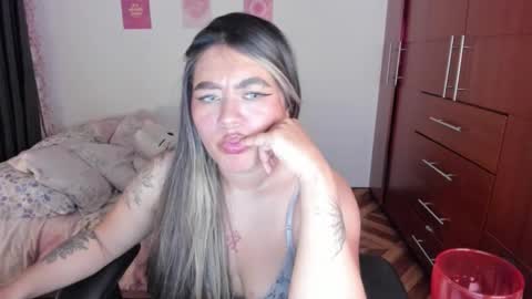 Snapshot of stephanifox chatting on 11, 11, 2025 Stephanie online show from 11, 11, 2025