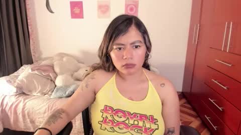 Snapshot of stephanifox chatting on 18, 11, 2025 Stephanie online show from 18, 11, 2025